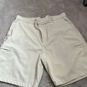 Chaps shorts sz 38